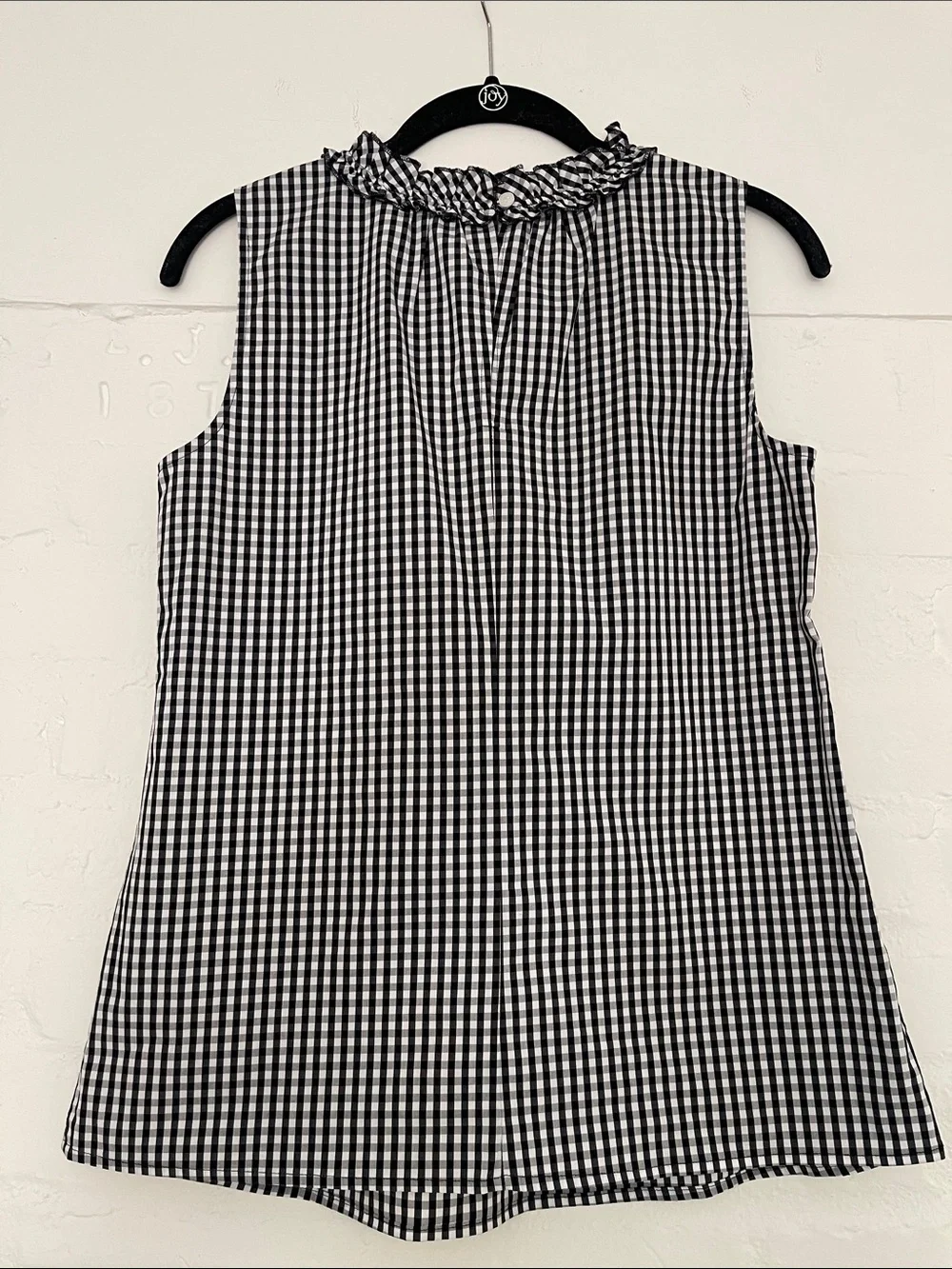 Nordstrom Sleeveless Black & White Gingham Ruffle Neck Top